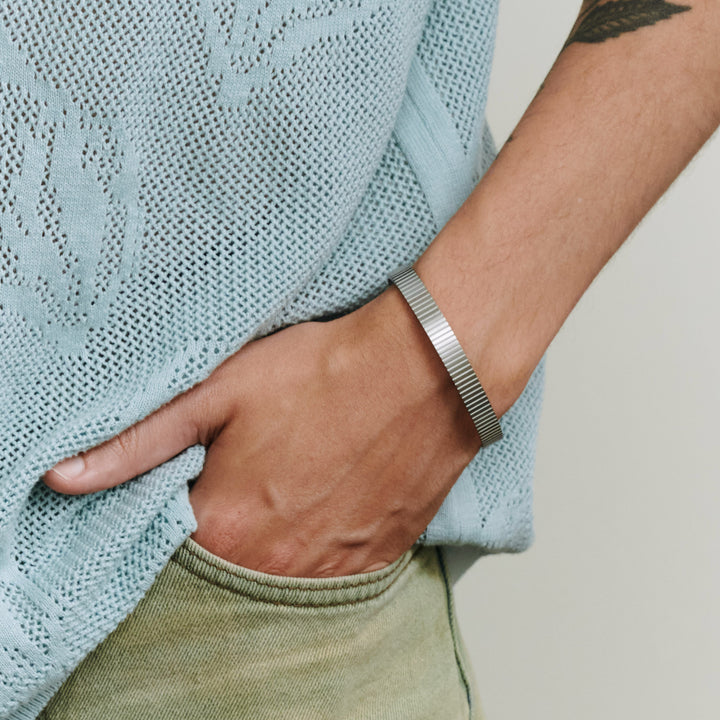 Tage - Ribbad Bangle Armband Rostfritt Stål