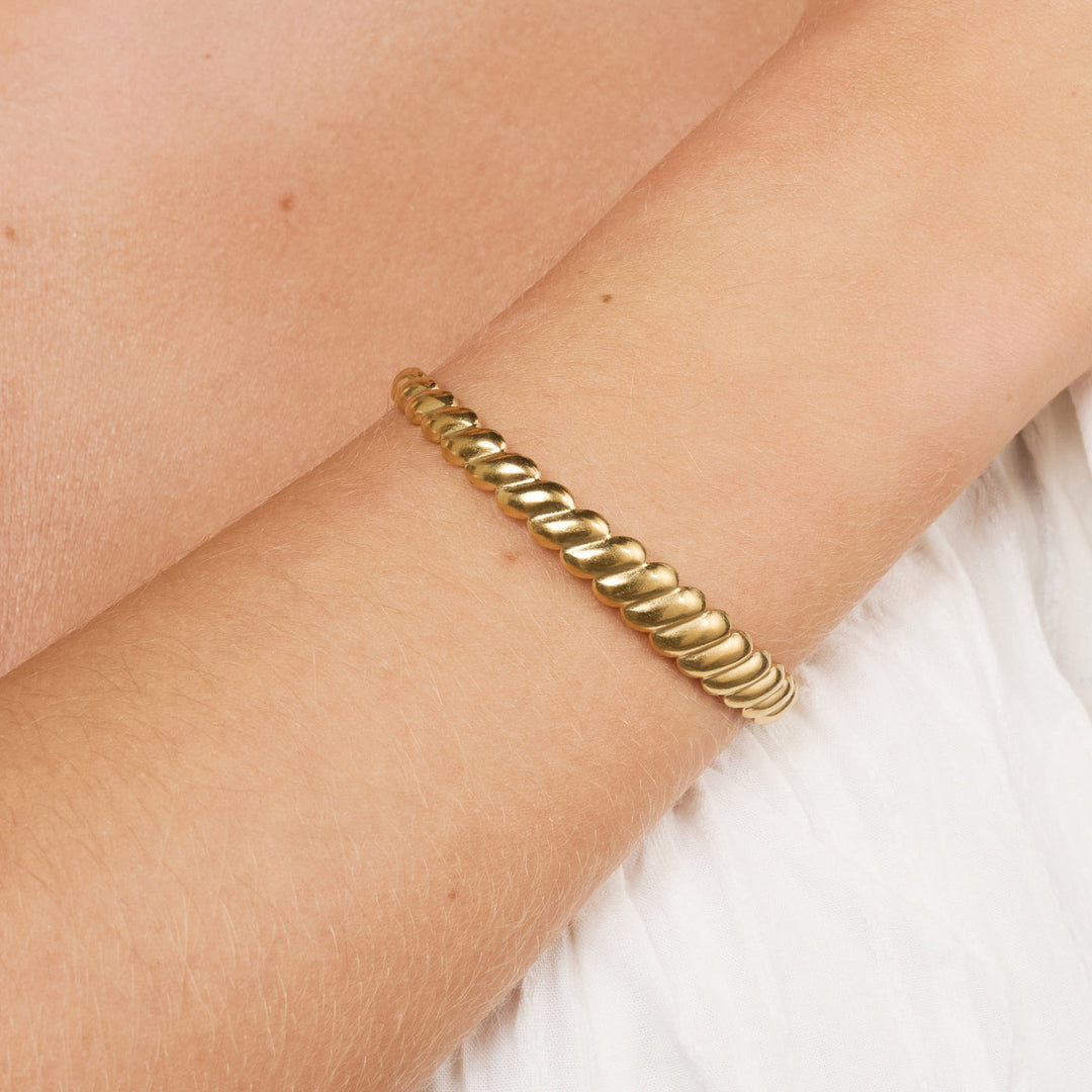 Isabel - Croissant Bangle Armband Rostfritt Stål