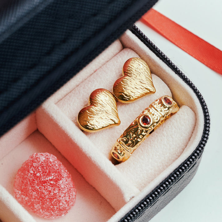Camille - Chunky Ring med Röd Kristall