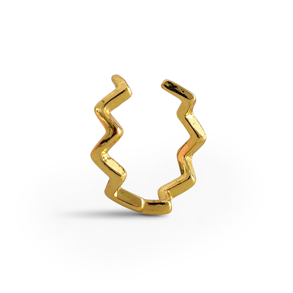 Eila – vågig Ear Cuff i rostfritt stål | Timi of Sweden
