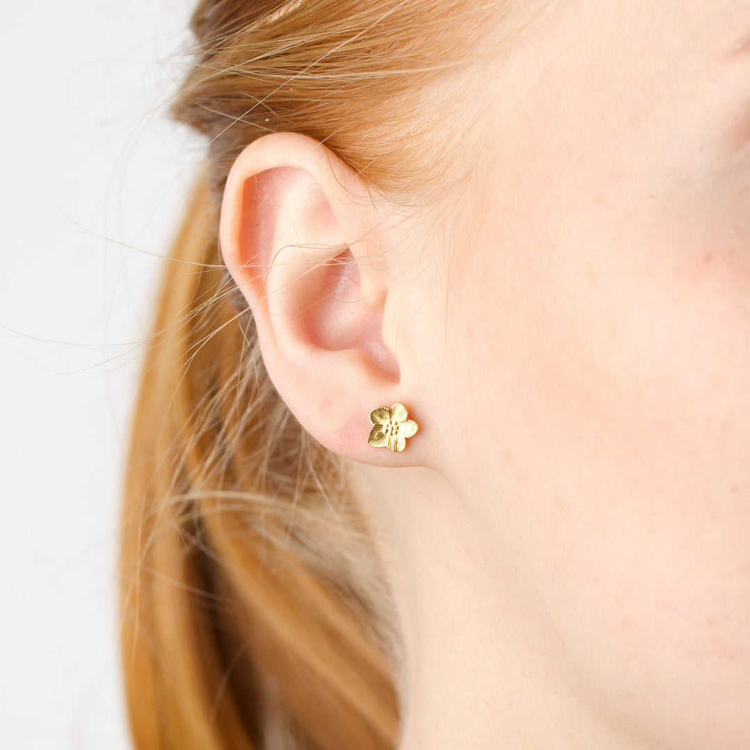 Sadia - Studs Örhängen Blomma Rostfritt Stål