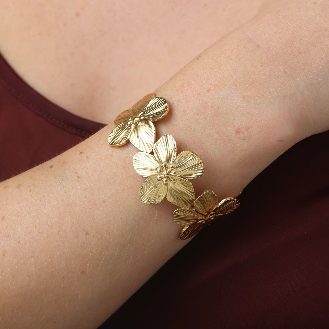 Alva - Armband Blommor Rostfritt Stål