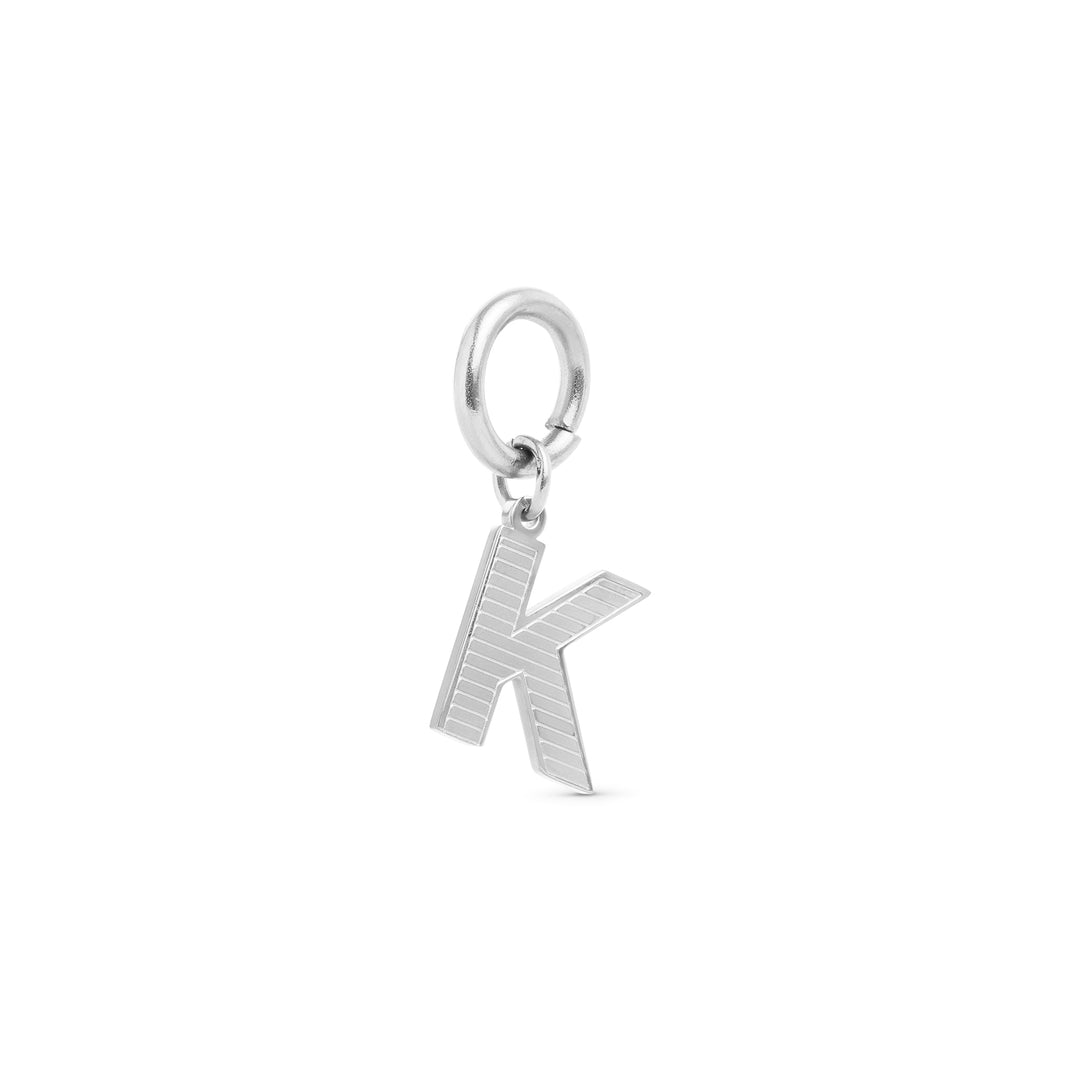 Sanya - Bokstav Charm Silver Rostfritt Stål
