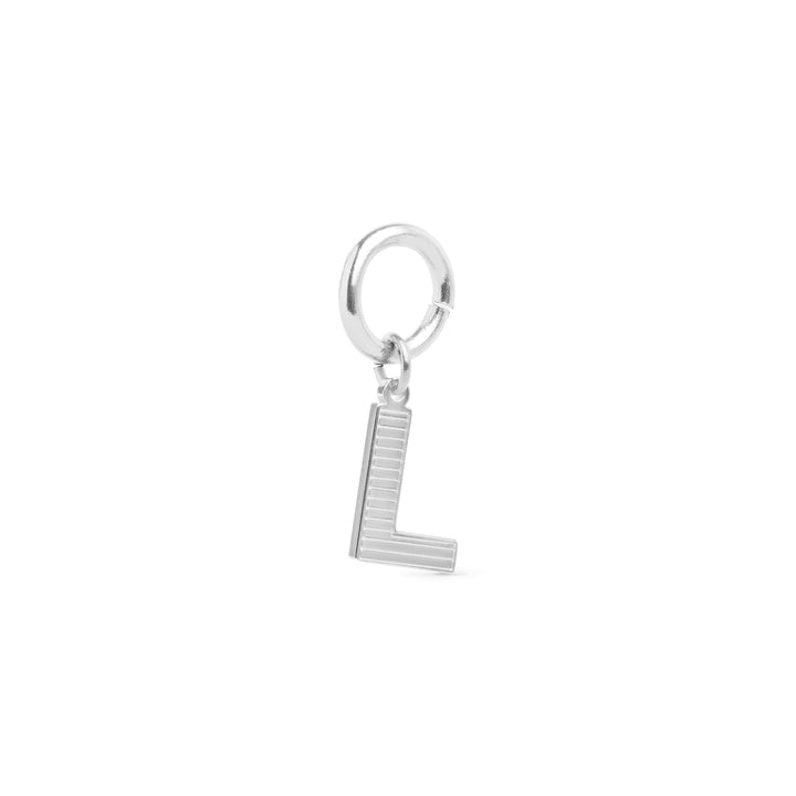 Sanya - Bokstav Charm Silver Rostfritt Stål