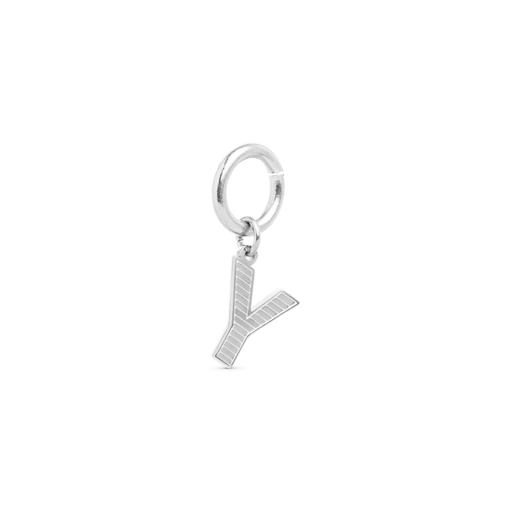 Sanya - Bokstav Charm Silver Rostfritt Stål