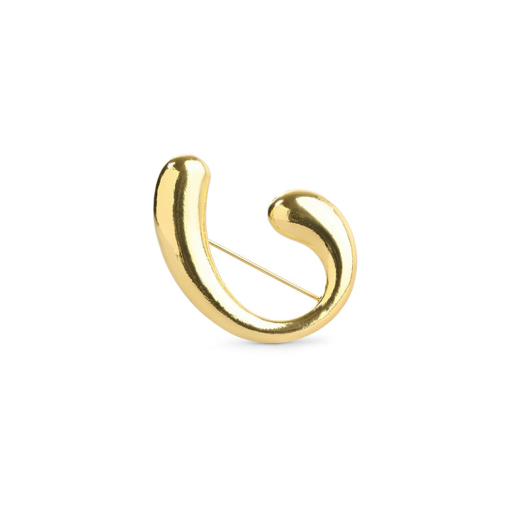 Novelia – skulptural brosch, guld | Timi of Sweden