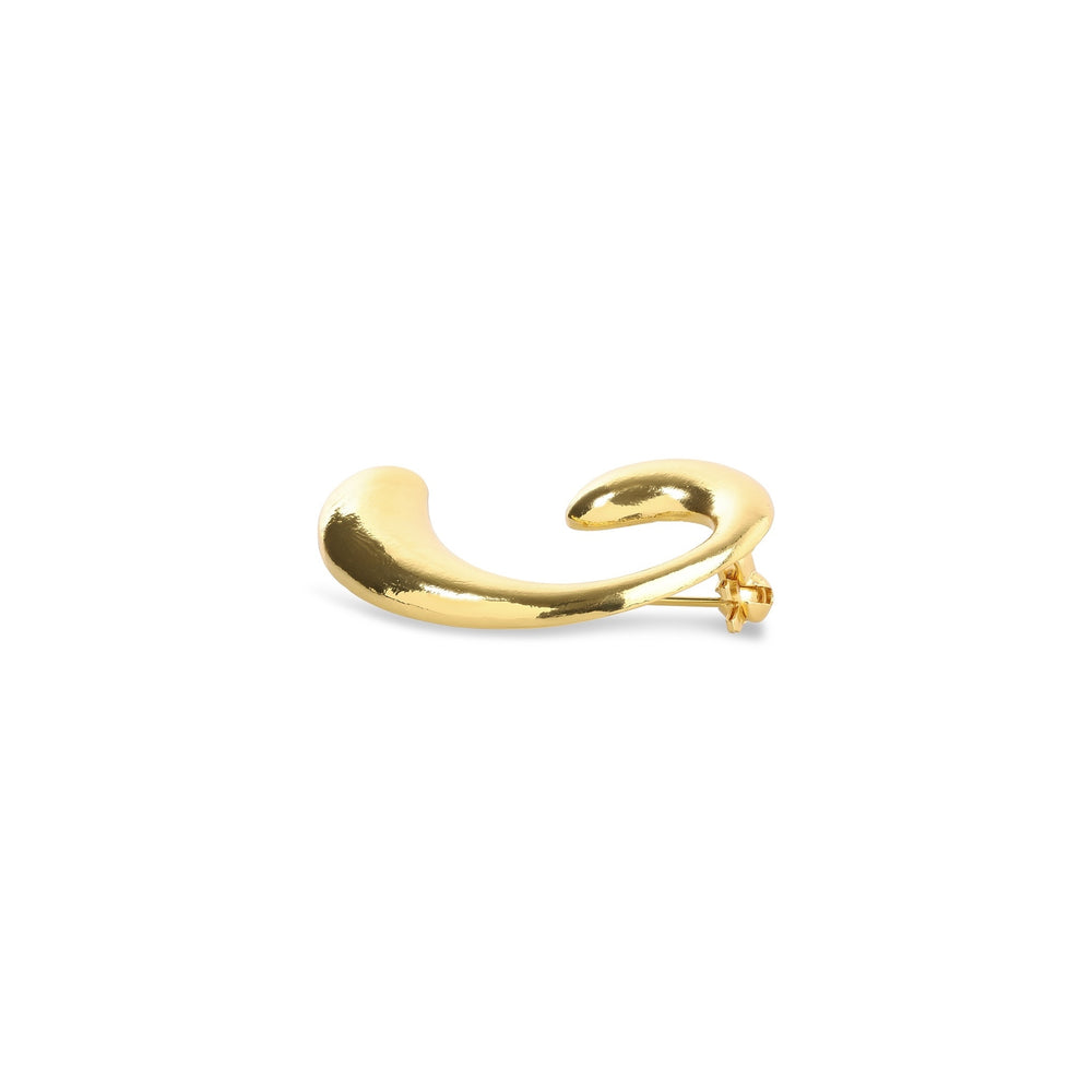 Novelia – skulptural brosch, guld | Timi of Sweden