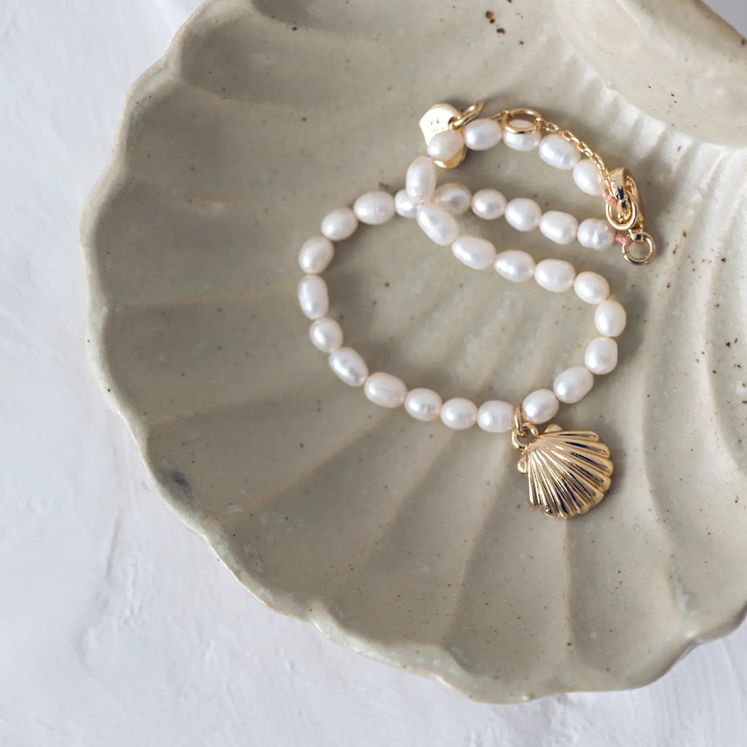 Shell Timi Mermaid Shell and Pearl Armband - Timi of Sweden