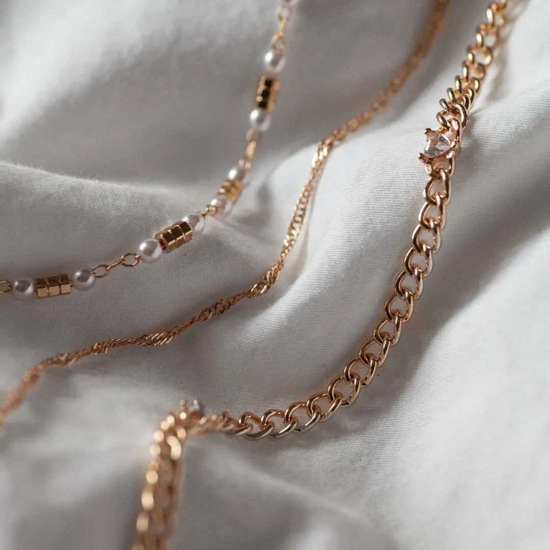 Söt halsband med pärlkedja